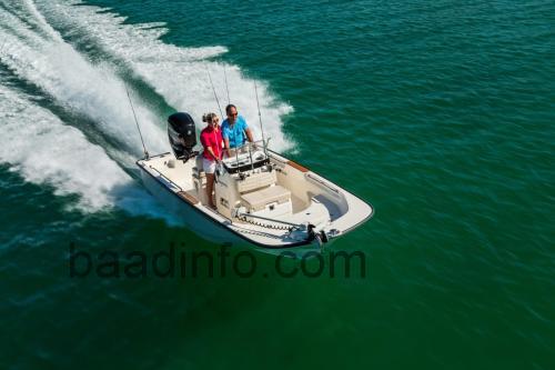 Boston Whaler 170 Montauk tekniske specifikationer og anmeldelser